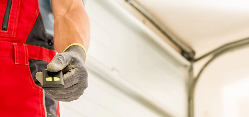 Residential Garage Door Security in Rosedale, California