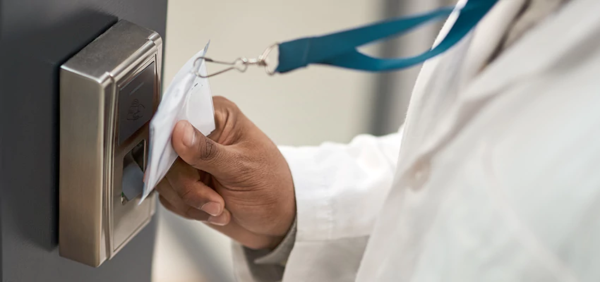 Commercial Locksmith For Rekey in Rosedale, CA